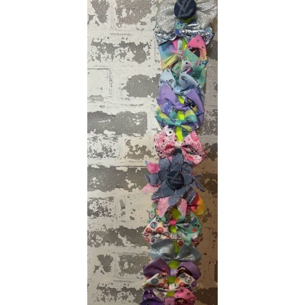 Handmade mix of Denim Louie & Bluey hair bows 20 total all new!!
